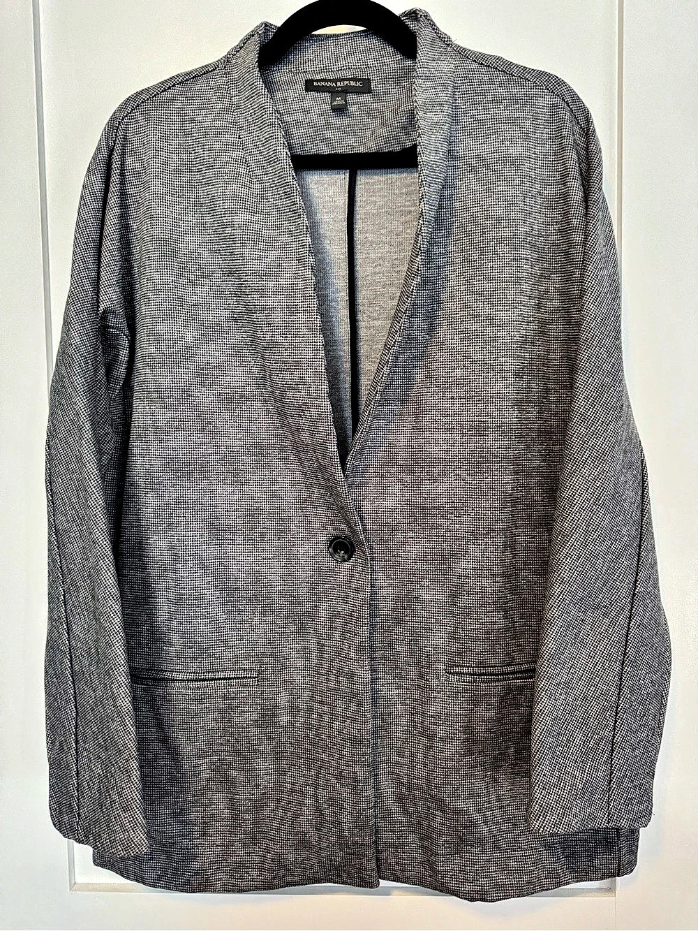 Banana Republic Houndstooth Blazer in Gray & Black Size Medium